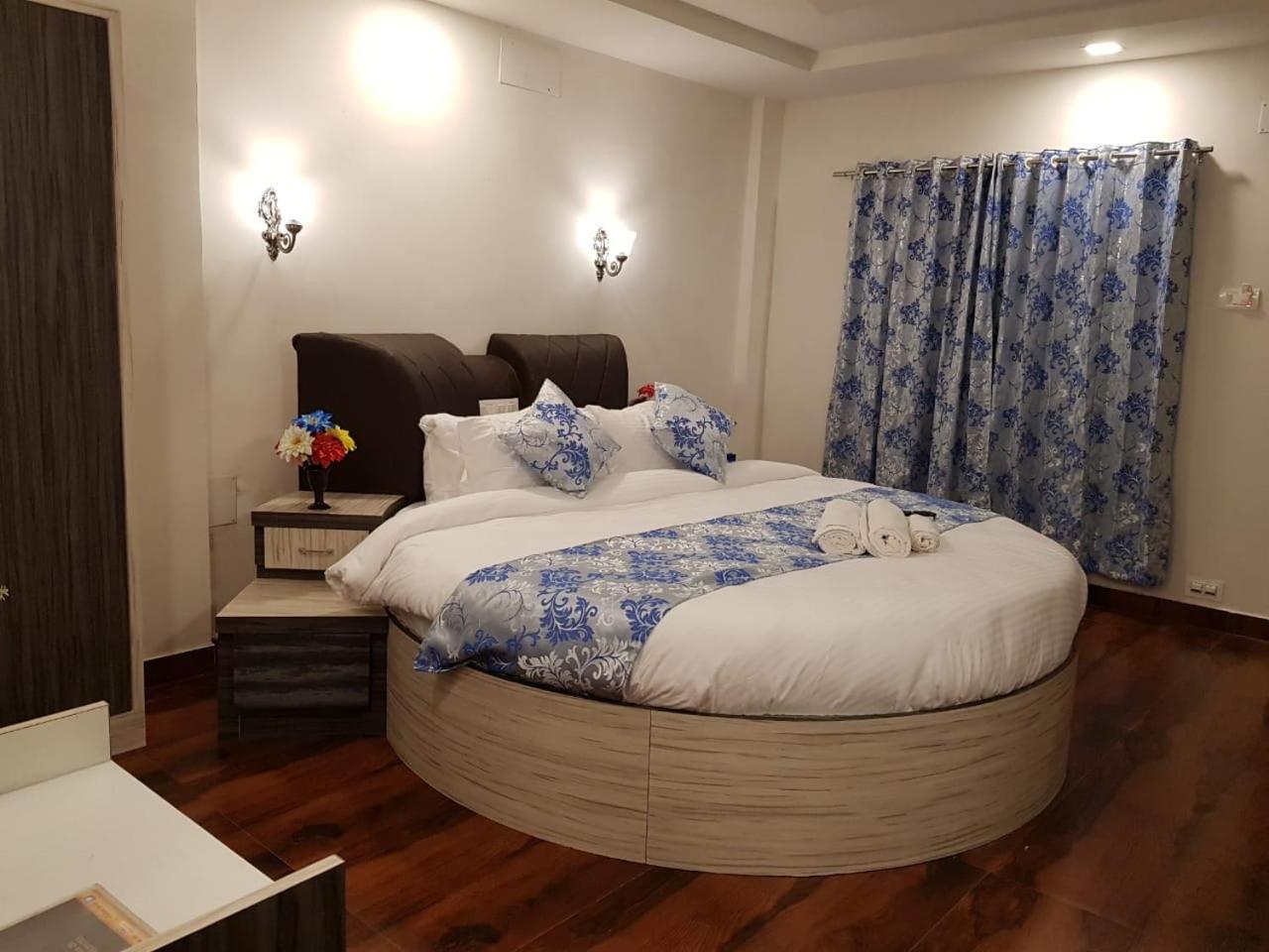 C P Cottage Resort Mahabaleshwar Exterior photo